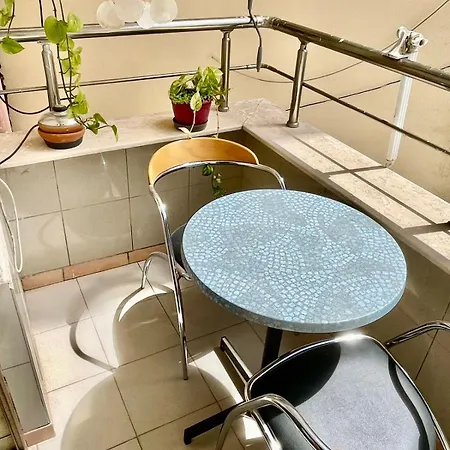 Synergy Viktoria Apartment *