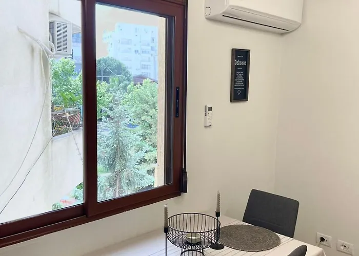 Synergy Viktoria 公寓 *